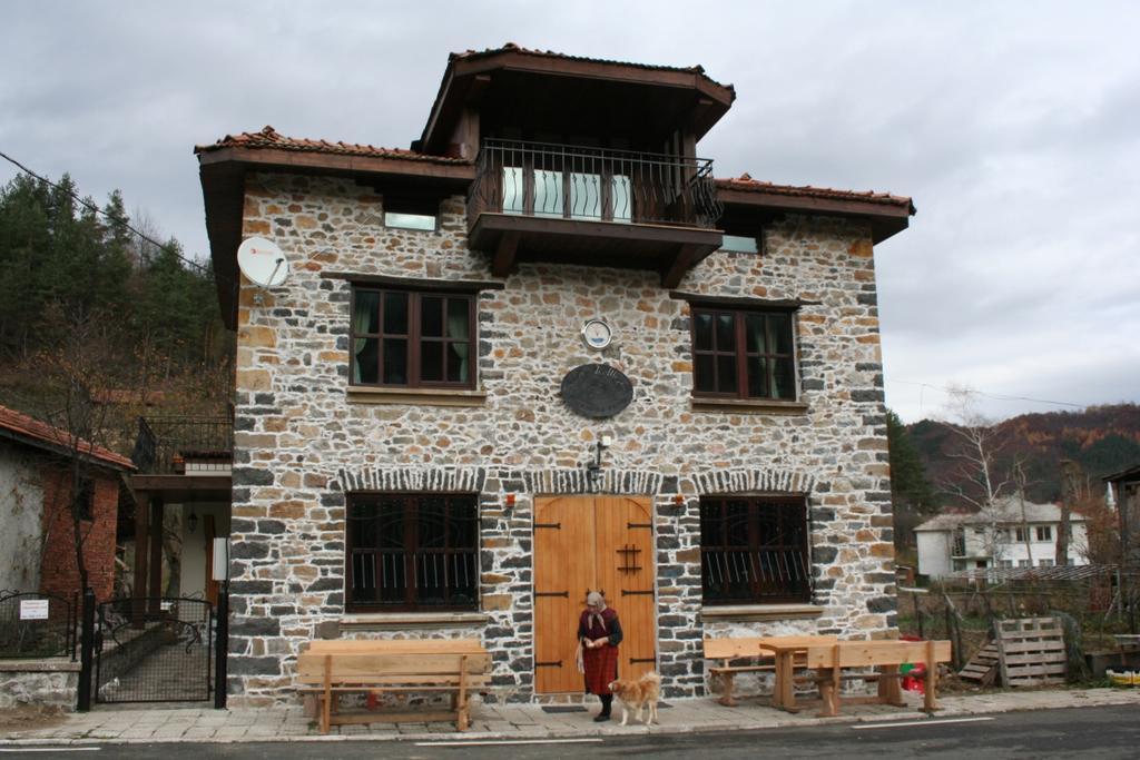 Guest House The Jolly House Arda  Екстер'єр фото